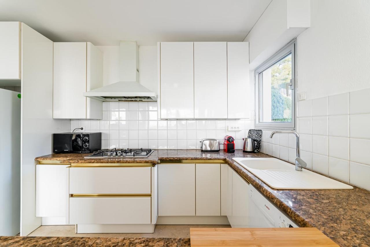 Le Beu Beu Par Dodo A Cassis Apartman Kültér fotó